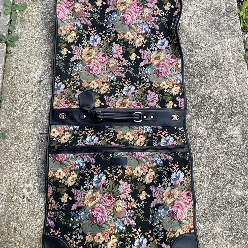 Vintage Verdi Hanging/ Folding Luggage Wardrobe Suitcase Bag Floral Pattern